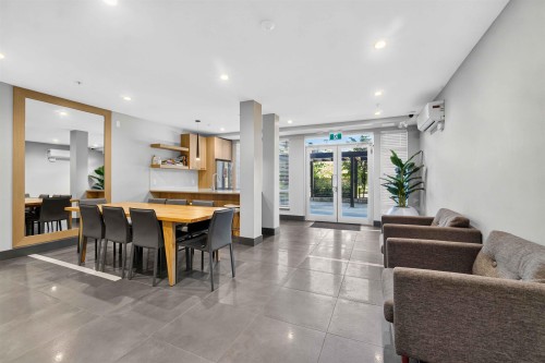 103-707 Como Lake Avenue, Coquitlam, BC - Indoor