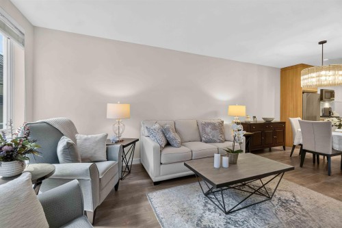 103-707 Como Lake Avenue, Coquitlam, BC - Indoor Photo Showing Living Room