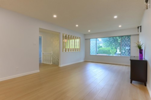 3492 49Th Avenue E, Vancouver, BC - Indoor Photo Showing Other Room