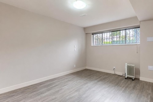 3492 49Th Avenue E, Vancouver, BC - Indoor Photo Showing Other Room