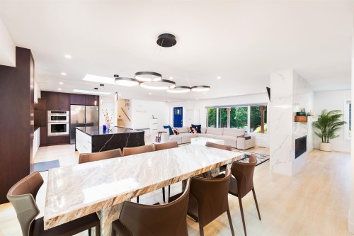 3965 Viewridge Place, West Vancouver, BC - Indoor