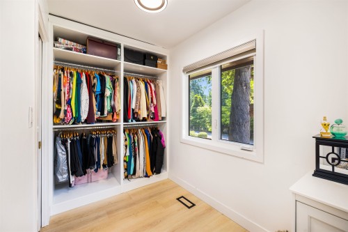 3965 Viewridge Place, West Vancouver, BC - Indoor Photo Showing Other Room