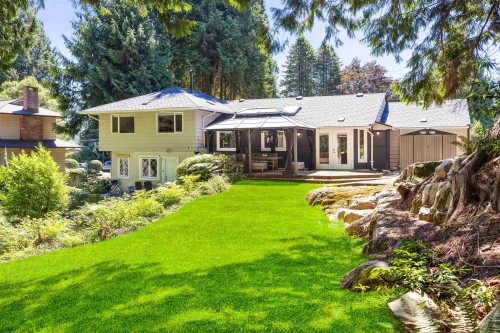 3965 Viewridge Place, West Vancouver, BC - Outdoor