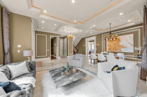 6963 Fremlin Street, Vancouver, BC - Indoor