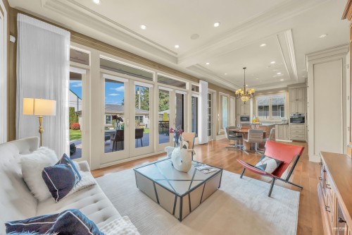 6963 Fremlin Street, Vancouver, BC - Indoor Photo Showing Living Room