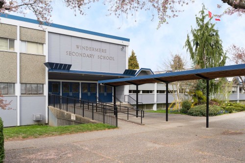 4832 Duchess Street, Vancouver, BC - Outdoor