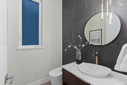 3073 Fromme Road, North Vancouver, BC - Indoor Photo Showing Bathroom