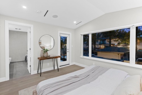 3073 Fromme Road, North Vancouver, BC - Indoor Photo Showing Bedroom