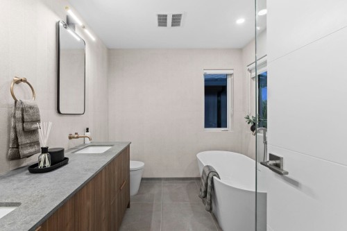 3073 Fromme Road, North Vancouver, BC - Indoor Photo Showing Bathroom