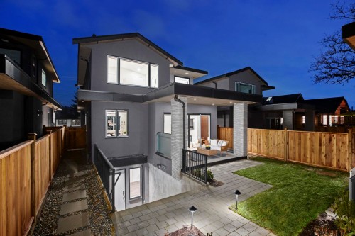3073 Fromme Road, North Vancouver, BC - Outdoor