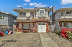 1457 18th Avenue E Vancouver, BC V5N 2H2