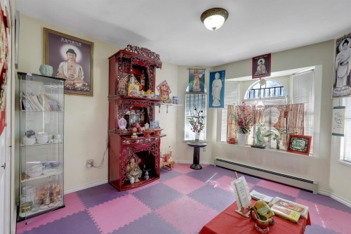 1457 18Th Avenue E, Vancouver, BC - Indoor Photo Showing Other Room