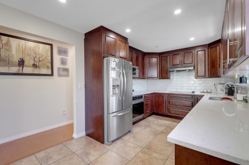 1457 18Th Avenue E, Vancouver, BC - Indoor Photo Showing Kitchen