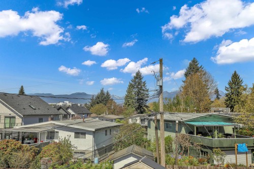 1457 18Th Avenue E, Vancouver, BC - Outdoor With View