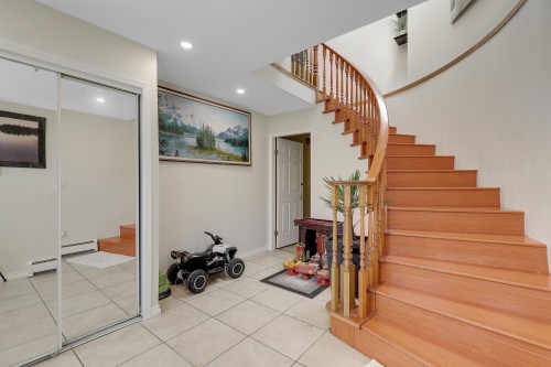 1457 18Th Avenue E, Vancouver, BC - Indoor Photo Showing Other Room