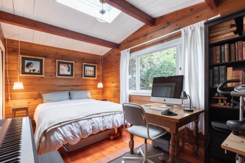5817 Eagle Island, West Vancouver, BC - Indoor
