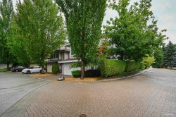 2995 Pinetree Close  Coquitlam, BC V3E 2Z5