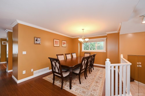 2995 Pinetree Close, Coquitlam, BC - Indoor Photo Showing Dining Room