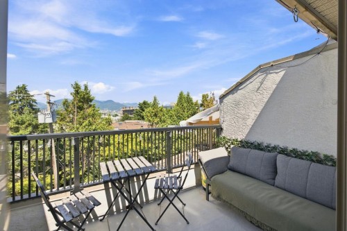 401-1099 Broadway E, Vancouver, BC - Outdoor With Balcony With Exterior