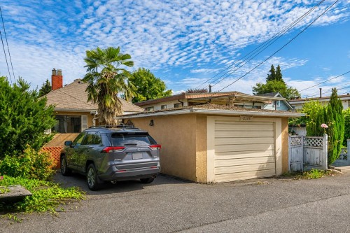 2576 Parker Street, Vancouver, BC - Outdoor