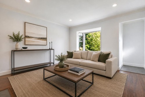 2576 Parker Street, Vancouver, BC - Indoor Photo Showing Living Room