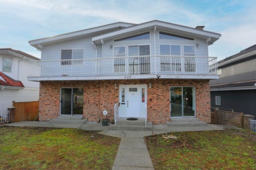 448 59Th Avenue E, Vancouver, BC - Outdoor With Exterior