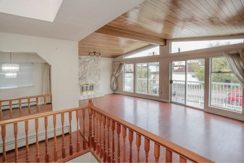 448 59Th Avenue E, Vancouver, BC - Indoor Photo Showing Other Room