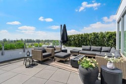 607-3438 Sawmill Crescent Vancouver, BC V5S 0E3