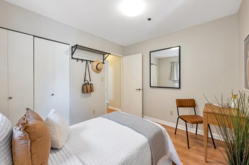 2143 Upland Drive, Vancouver, BC - Indoor Photo Showing Bedroom