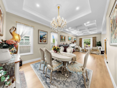 7371 Lindsay Road, Richmond, BC - Indoor Photo Showing Dining Room