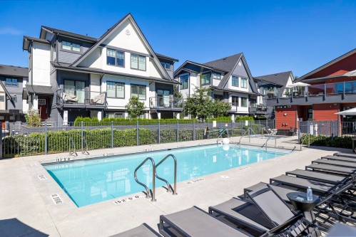 19-19451 Sutton Avenue, Pitt Meadows, BC - Outdoor With In Ground Pool With Deck Patio Veranda