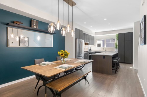 19-19451 Sutton Avenue, Pitt Meadows, BC - Indoor Photo Showing Dining Room