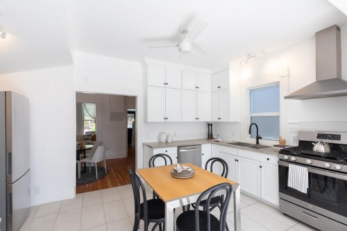 618 Union Street, Vancouver, BC - Indoor