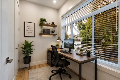 2705 Waverley Avenue, Vancouver, BC - Indoor Photo Showing Office
