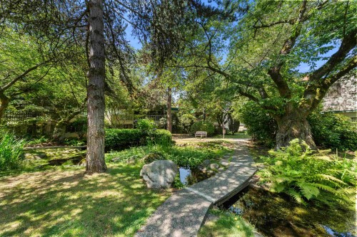 879 Westview Crescent, North Vancouver, BC - Outdoor