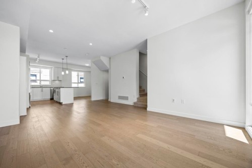 58-10199 River Drive, Richmond, BC - Indoor