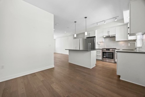 58-10199 River Drive, Richmond, BC - Indoor Photo Showing Kitchen With Upgraded Kitchen