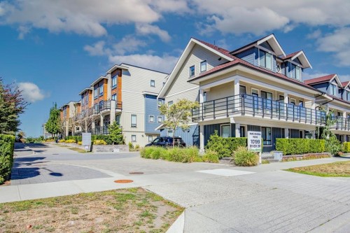 58-10199 River Drive, Richmond, BC - Outdoor With Balcony With Facade