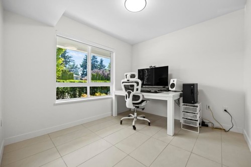 58-10199 River Drive, Richmond, BC - Indoor Photo Showing Office