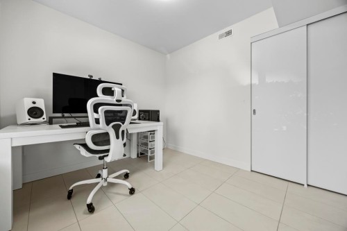 58-10199 River Drive, Richmond, BC - Indoor Photo Showing Office
