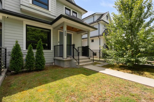 2196 19Th Avenue E, Vancouver, BC - Outdoor