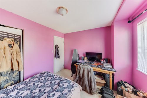 5592 Elizabeth Street, Vancouver, BC - Indoor Photo Showing Bedroom