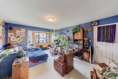 5592 Elizabeth Street, Vancouver, BC - Indoor Photo Showing Living Room
