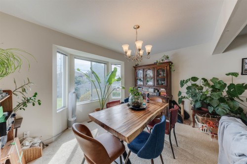 5592 Elizabeth Street, Vancouver, BC - Indoor Photo Showing Dining Room