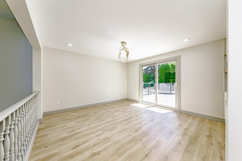 7516 Lambeth Drive, Burnaby, BC - Indoor Photo Showing Other Room