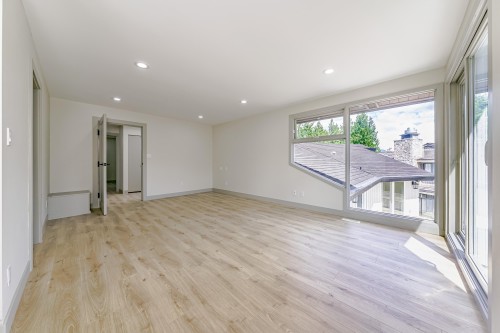 7516 Lambeth Drive, Burnaby, BC - Indoor Photo Showing Other Room