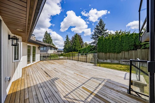 7516 Lambeth Drive, Burnaby, BC - Outdoor With Deck Patio Veranda With Exterior