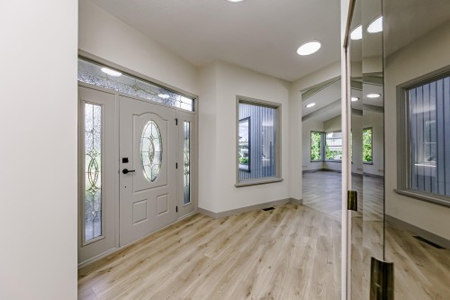 7516 Lambeth Drive, Burnaby, BC - Indoor Photo Showing Other Room