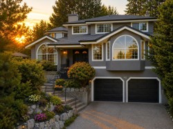 46 Wildwood Drive  Port Moody, BC V3H 4M6