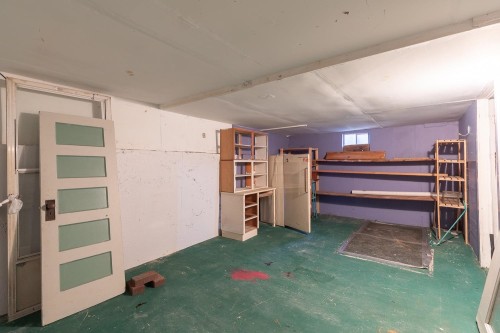 1194 18Th Avenue E, Vancouver, BC - Indoor